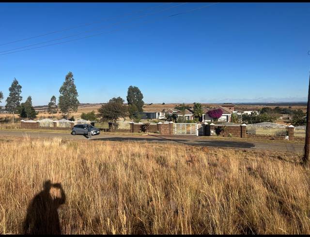 10,320M² VACANT LAND FOR SALE IN WALKERVILLE MANOR